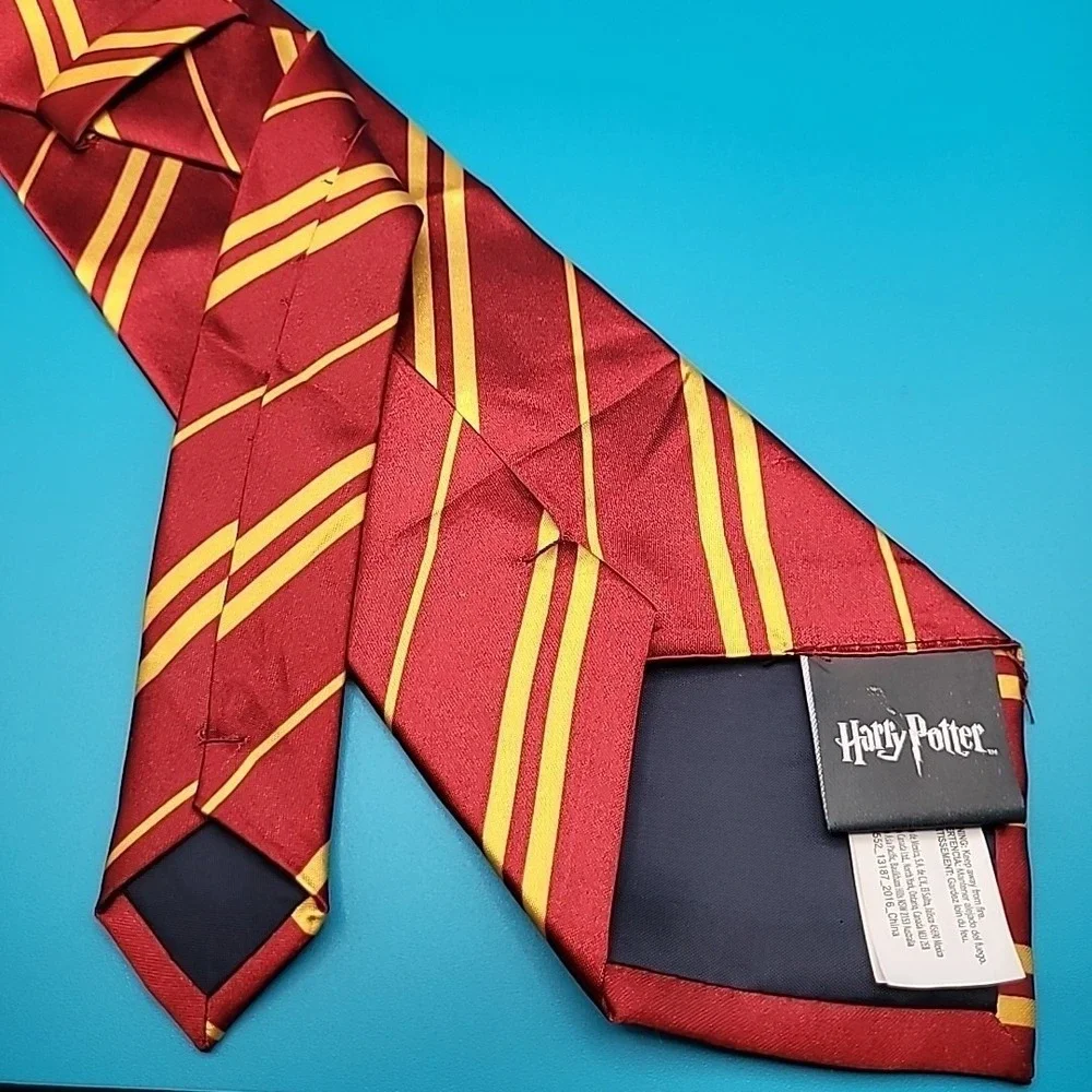 Harry Potter Gryffindor Men's Tie Necktie 100% Poly 60